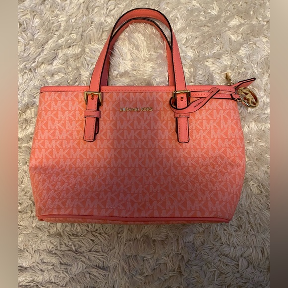 Michael Kors Handbags - Michael Kors Purse
